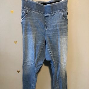 Rockstar Mid-Rise Jeggings